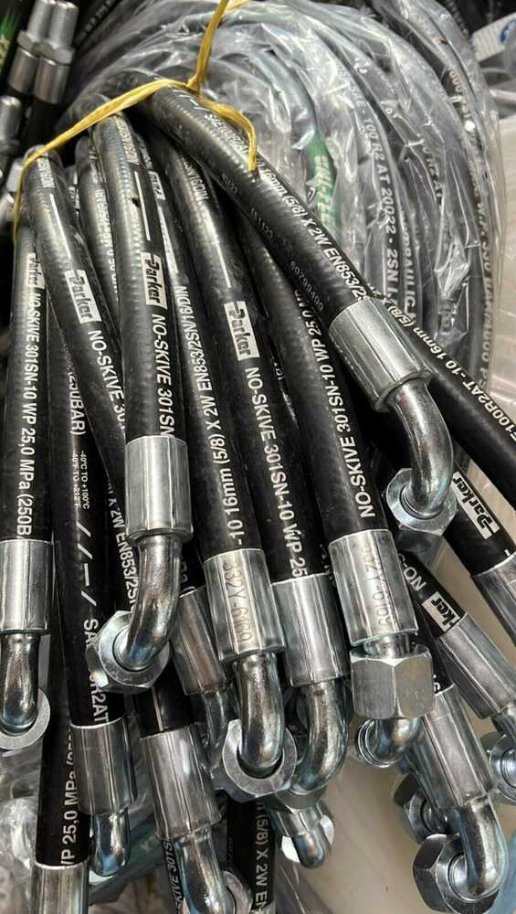Hydraulic hose assemblies with metal fittings